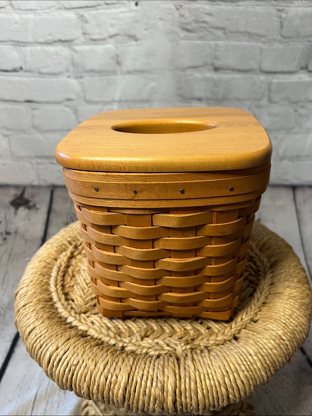 Longaberger Handwoven Tissue Basket with WoodCrafts Lid & Original Insert